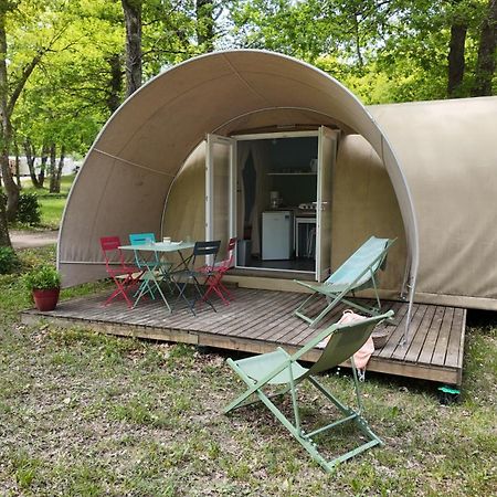 Camping Les Lacs D'Armagnac Bretagne-d'Armagnac Exterior foto